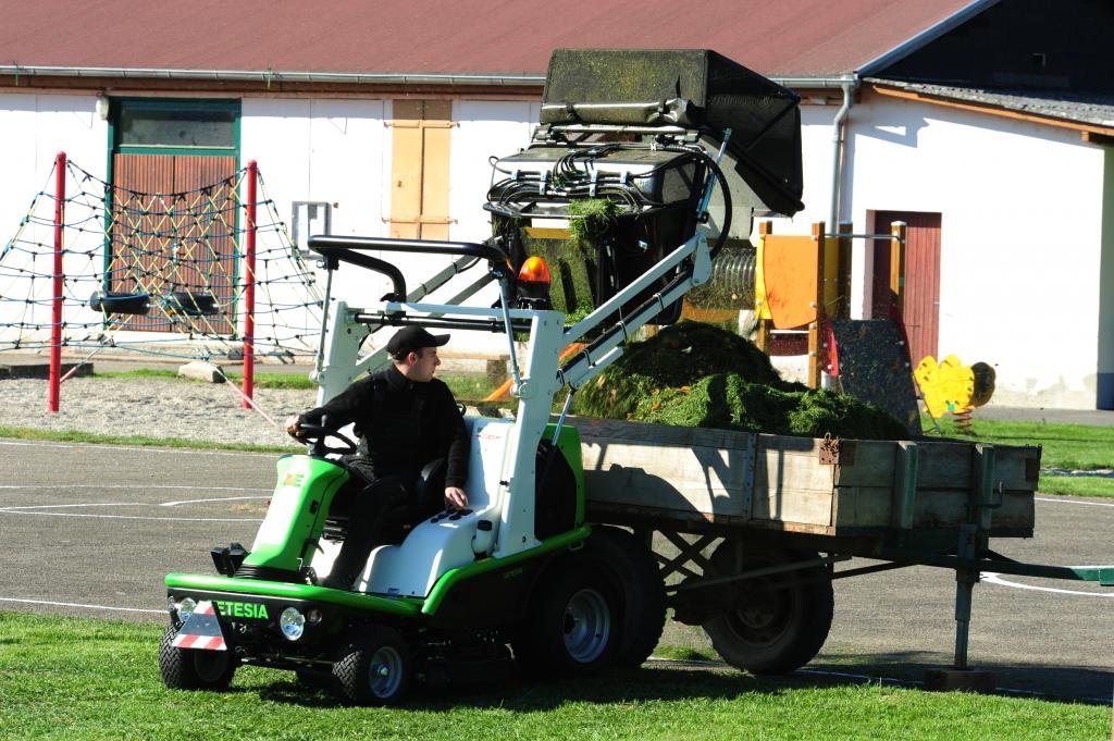 Aufsitzmäher Etesia HYDRO 124DL